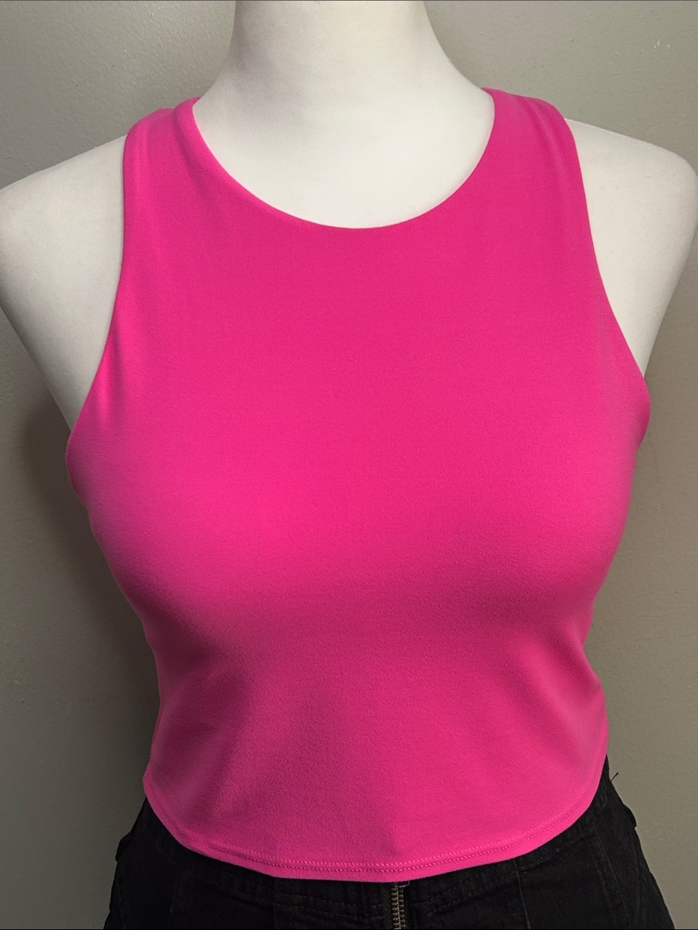 Athleta Sporty Bold Pink Crewneck Crop Bra Top Activewear Lounge Tank